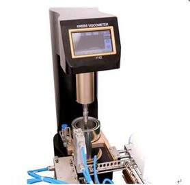 Système d'essai robotique de l'industrie 4,0 avec le mélangeur pour réaliser le moniteur la dispersion