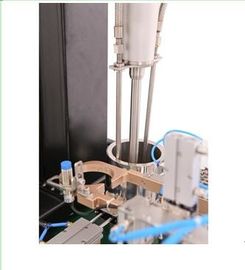 Système d'essai robotique de l'industrie 4,0 avec le mélangeur pour réaliser le moniteur la dispersion