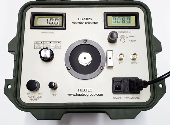 Amplificateur de puissance tenu dans la main portatif de générateur de Shaker Vibration Calibrator Sine Signal
