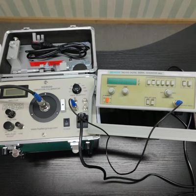 Calibrateur de vibration numérique Calibrer le compteur de vibrations Shaker de vibration de 1 Hz à 10 kHz réglable en continu HG-5020i
