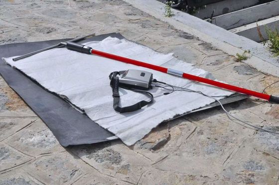 Détecteur de fuite d'eau électronique de l'affichage 0.6KV d'affichage à cristaux liquides de NDT